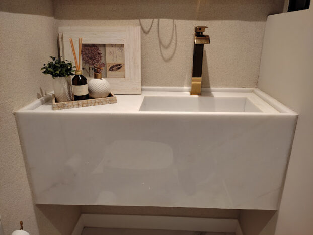 IMG 20230930 100800 lavabo esculpido no mármore branco especial